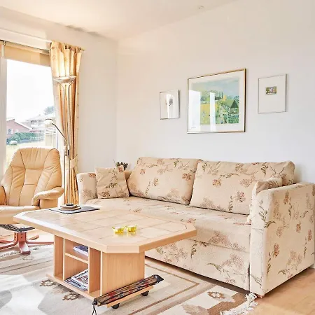 Coastal Stay With Baltic Sea Views Hébergement de vacances *