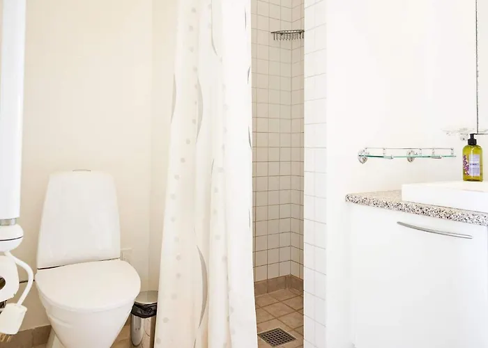 Coastal Stay With Baltic Sea Views Allinge-Sandvig