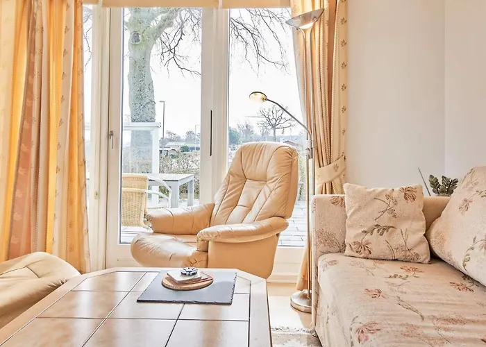 Coastal Stay With Baltic Sea Views Hébergement de vacances *